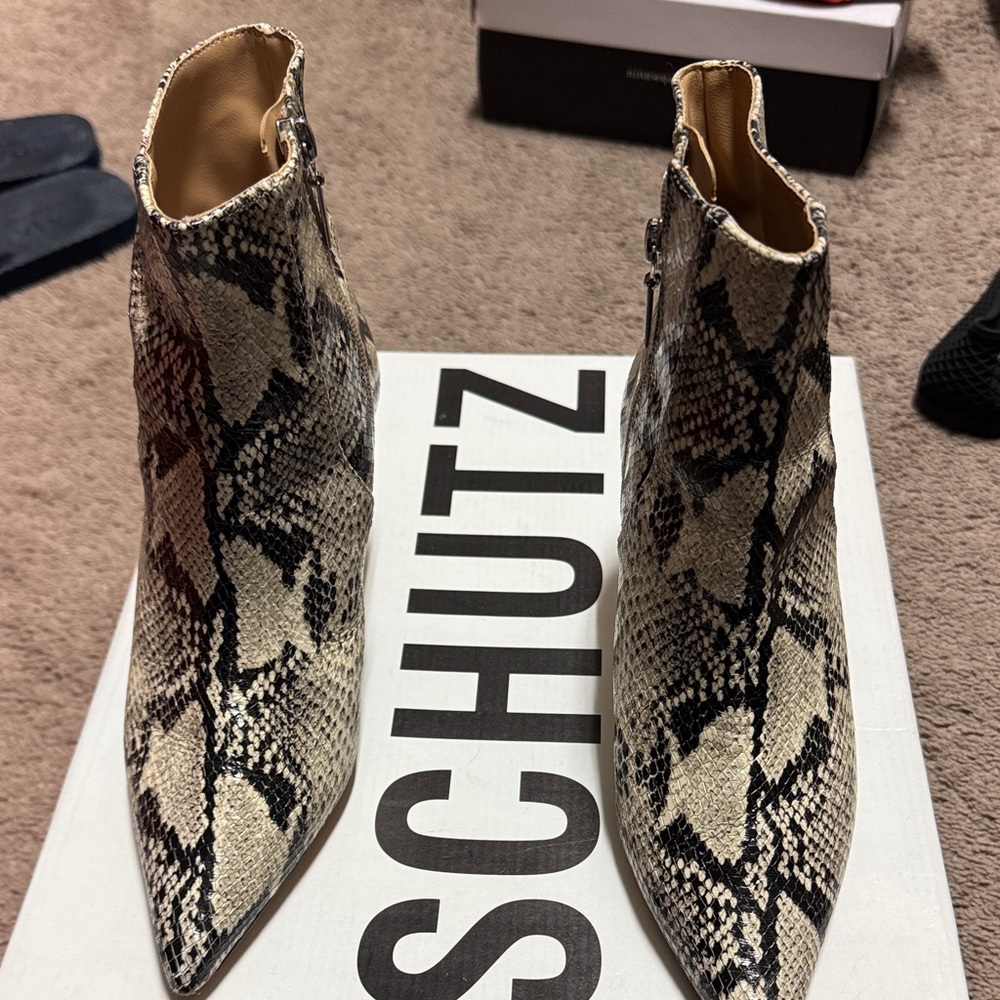 SCHUTZ Women's Black and Cream Snake Print Ankle Booties